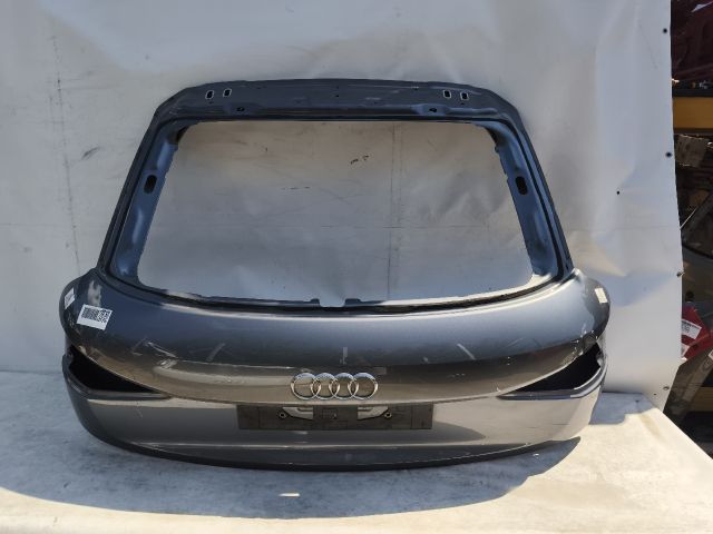 bontott AUDI Q3 Csomagtérajtó (Üres lemez)