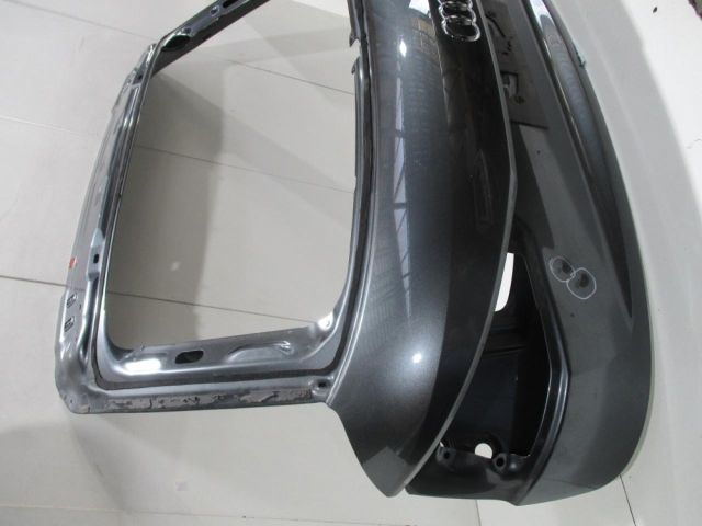 bontott AUDI Q3 Csomagtérajtó (Üres lemez)