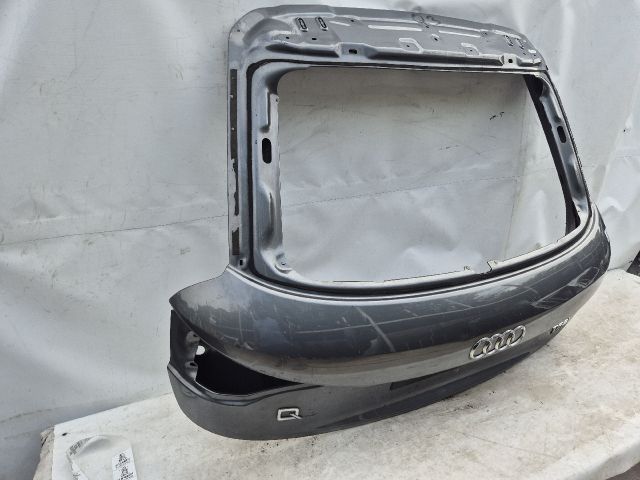 bontott AUDI Q3 Csomagtérajtó (Üres lemez)