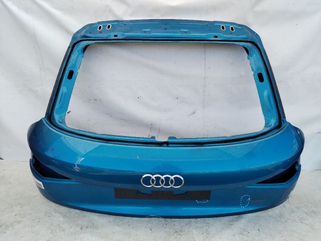 bontott AUDI Q3 Csomagtérajtó (Üres lemez)