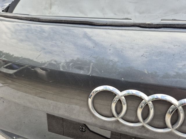 bontott AUDI Q3 Csomagtérajtó (Üres lemez)