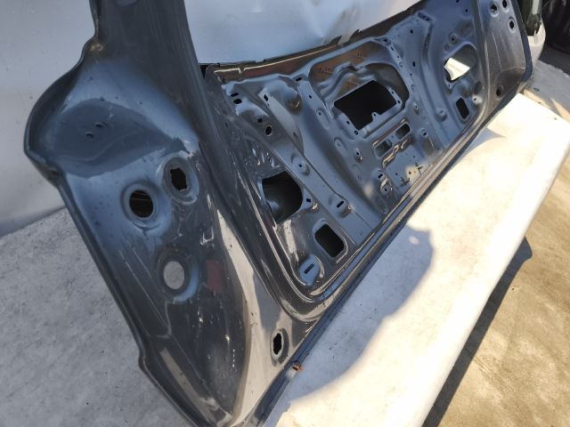 bontott AUDI Q3 Csomagtérajtó (Üres lemez)