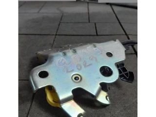 bontott AUDI Q3 Csomagtérajtó Zárszerkezet