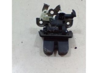 bontott AUDI Q3 Csomagtérajtó Zárszerkezet