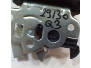 bontott AUDI Q3 Csomagtérajtó Zárszerkezet