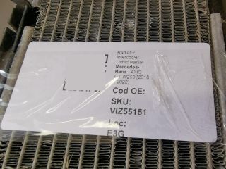 bontott AUDI Q3 Első Lökhárító Díszléc