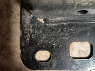 bontott AUDI Q3 Első Lökhárító Merevítő (Fém)