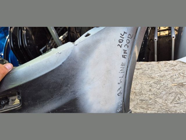 bontott AUDI Q3 Első Lökhárító (Üresen)