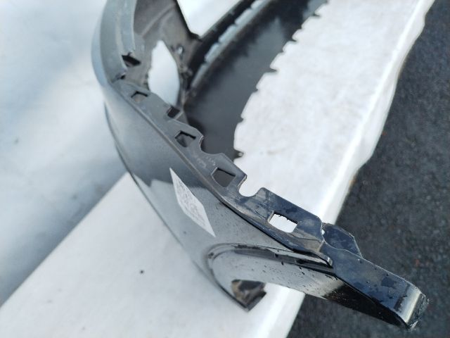 bontott AUDI Q3 Első Lökhárító (Üresen)