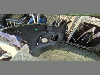 bontott AUDI Q3 Első Lökhárító (Üresen)