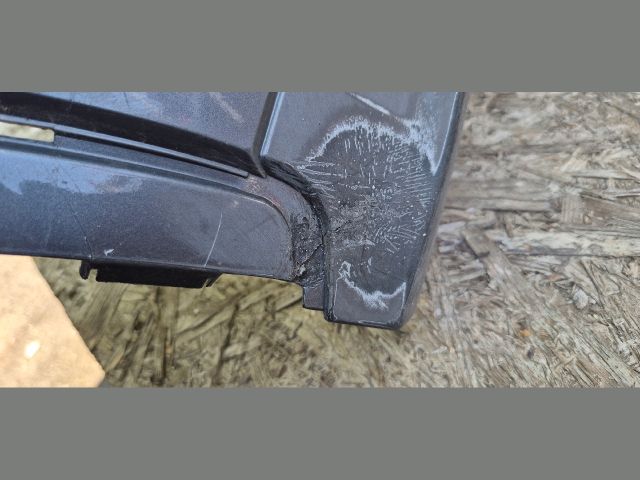 bontott AUDI Q3 Első Lökhárító (Üresen)