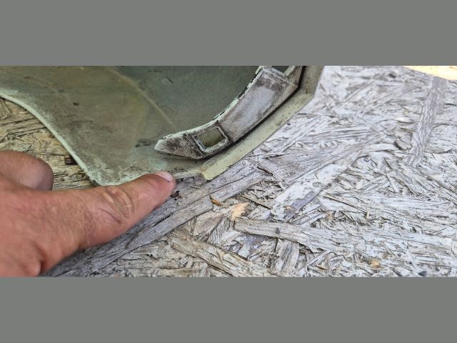 bontott AUDI Q3 Első Lökhárító (Üresen)