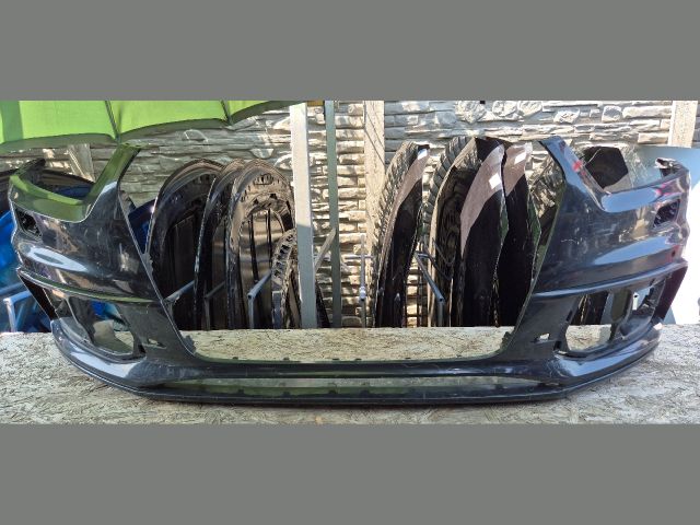 bontott AUDI Q3 Első Lökhárító (Üresen)