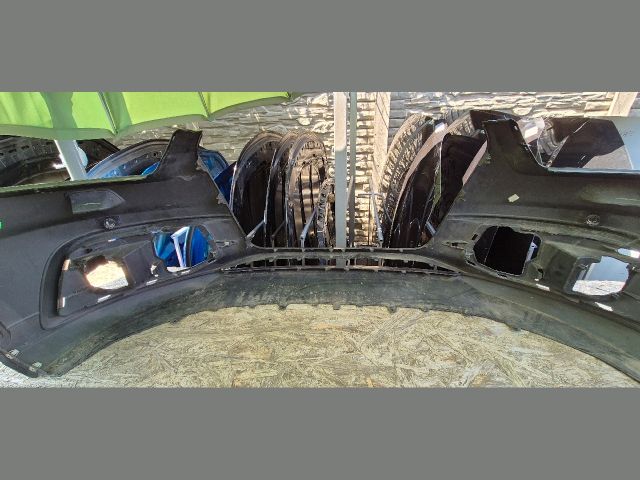 bontott AUDI Q3 Első Lökhárító (Üresen)