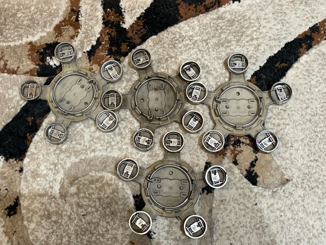 bontott AUDI Q3 Felniközép Szett