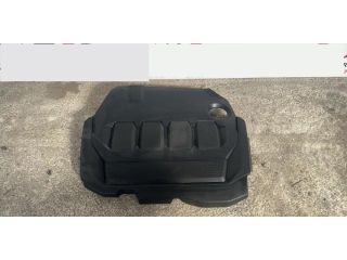 bontott AUDI Q3 Felső Hűtőburkolat