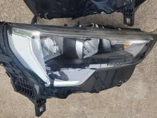 bontott AUDI Q3 Fényszóró Pár
