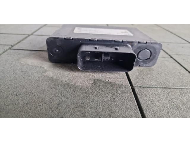 bontott AUDI Q3 Feszültségszabályzó