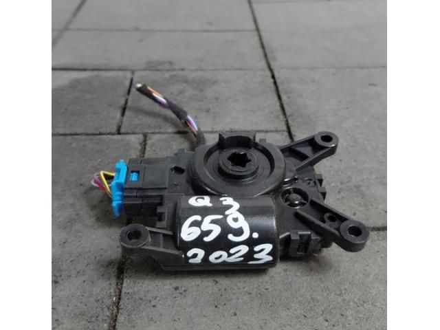 bontott AUDI Q3 Fűtés Állító Motor