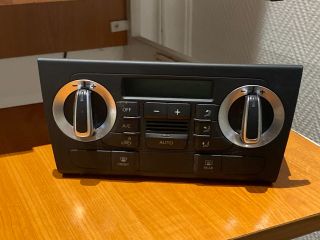 bontott AUDI Q3 Fűtéskapcsoló (digit klímás)