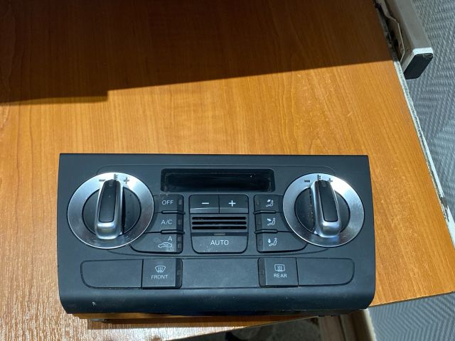 bontott AUDI Q3 Fűtéskapcsoló (digit klímás)