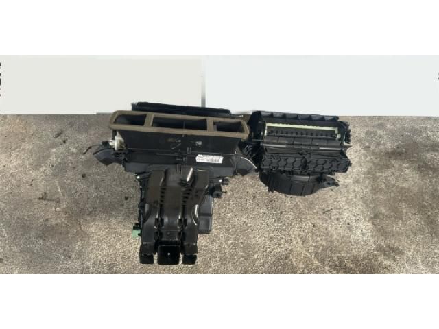 bontott AUDI Q3 Fűtőmotor (Klímás)