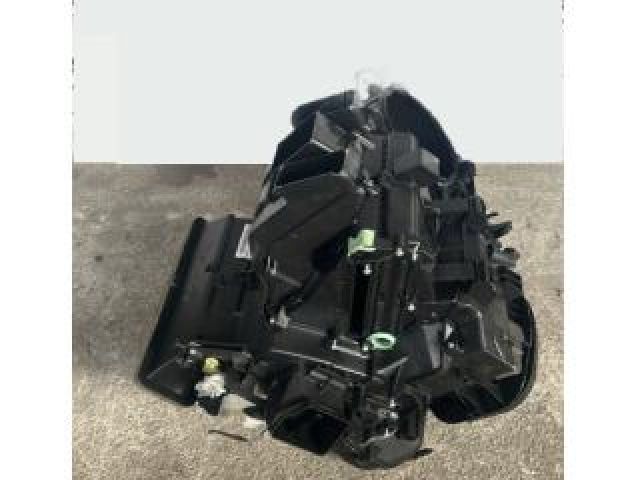 bontott AUDI Q3 Fűtőmotor (Klímás)