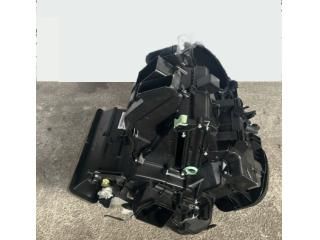 bontott AUDI Q3 Fűtőmotor (Klímás)