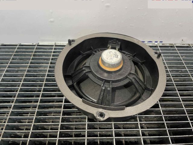 bontott AUDI Q3 Hangszóró (Pozíciófüggetlen)