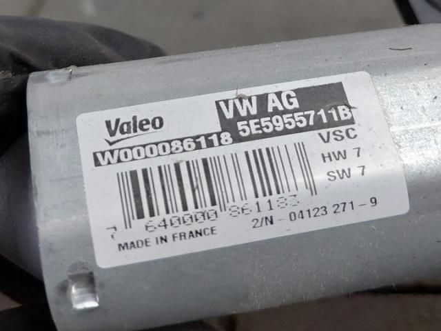 bontott AUDI Q3 Hátsó Ablaktörlő Motor