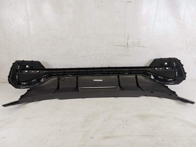 bontott AUDI Q3 Hátsó Lökhárító Alsó (Műanyag)