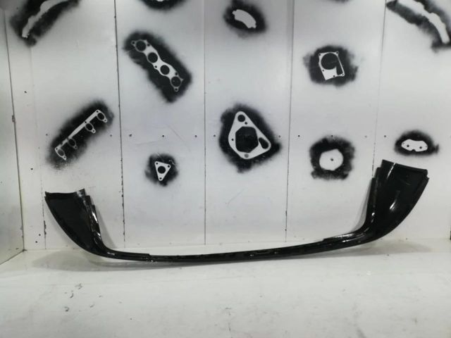 bontott AUDI Q3 Hátsó Lökhárító Légterelő