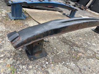 bontott AUDI Q3 Hátsó Lökhárító Merevítő (Fém)