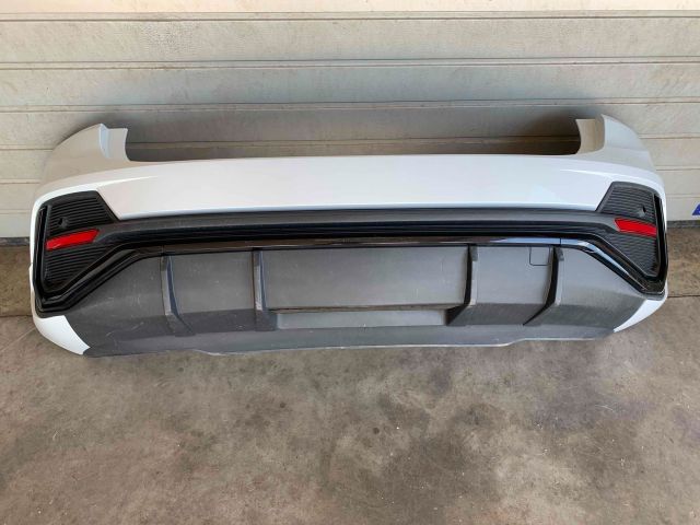 bontott AUDI Q3 Hátsó Lökhárító (Részeivel)