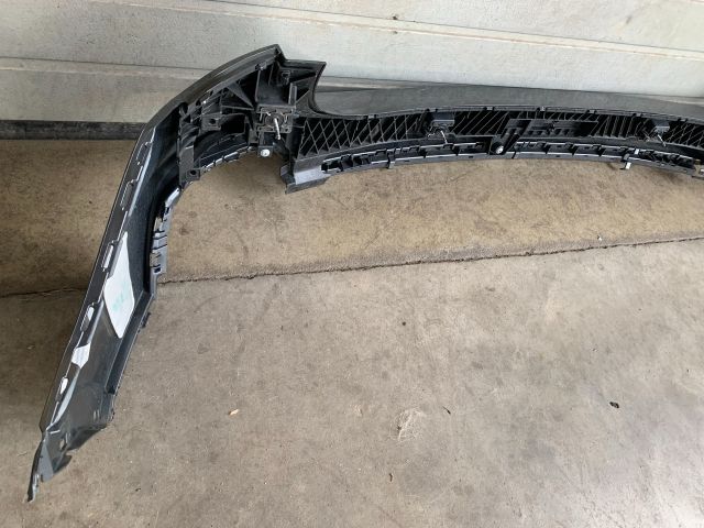 bontott AUDI Q3 Hátsó Lökhárító (Üresen)