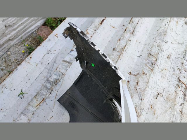 bontott AUDI Q3 Hátsó Lökhárító (Üresen)