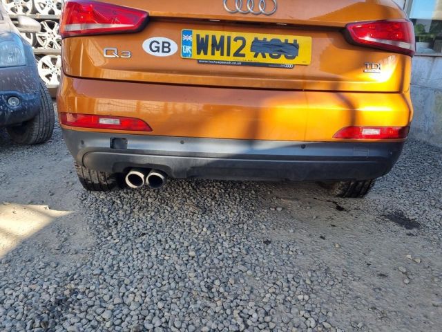 bontott AUDI Q3 Hátsó Lökhárító (Üresen)