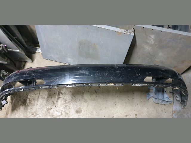 bontott AUDI Q3 Hátsó Lökhárító (Üresen)