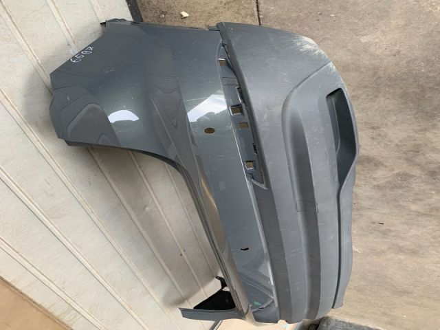 bontott AUDI Q3 Hátsó Lökhárító (Üresen)