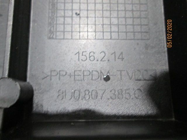 bontott AUDI Q3 Hátsó Lökhárító (Üresen)