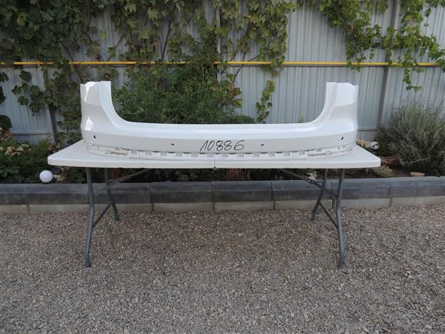 bontott AUDI Q3 Hátsó Lökhárító (Üresen)