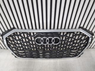 bontott AUDI Q3 Hűtőrács