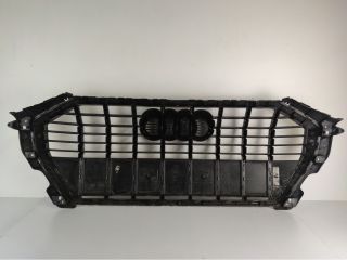 bontott AUDI Q3 Hűtőrács