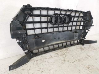 bontott AUDI Q3 Hűtőrács