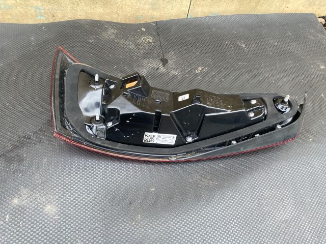 bontott AUDI Q3 Jobb Alsó Hátsó Lámpa