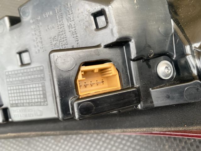 bontott AUDI Q3 Jobb Alsó Hátsó Lámpa