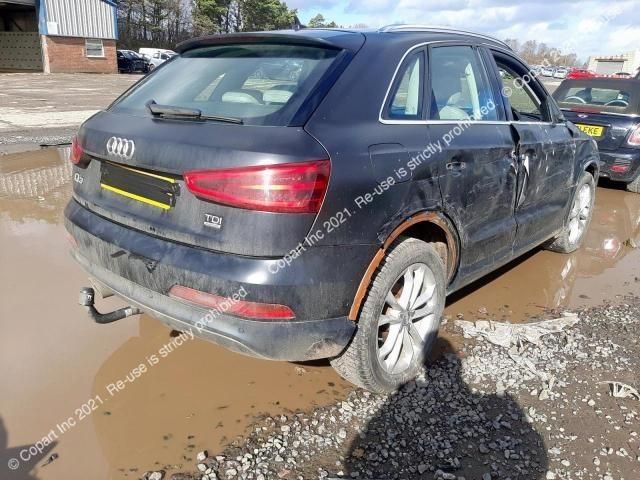 bontott AUDI Q3 Jobb B Oszlop Burkolat