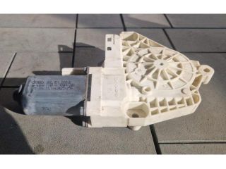 bontott AUDI Q3 Jobb első Ablakemelő Motor