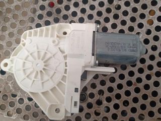 bontott AUDI Q3 Jobb első Ablakemelő Motor