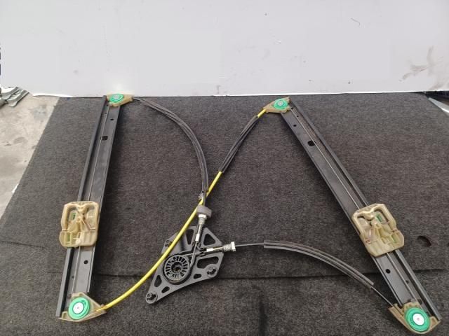 bontott AUDI Q3 Jobb első Ablakemelő Szerkezet (Elektromos)